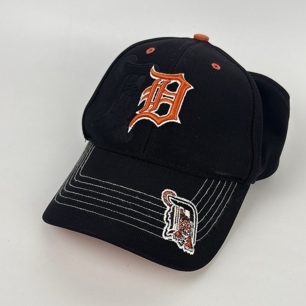 MLB Detroit Tigers Genuine Merchandise Hat  "Fan Favorite" Adjustable Ball Cap